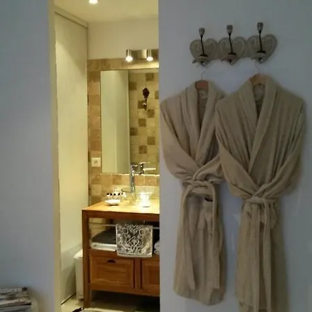 Bed & Breakfast Jolie Petite Cote D'azur.