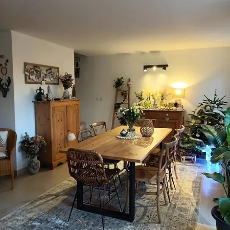 Jolie Petite Cote D'azur. Bed & Breakfast *