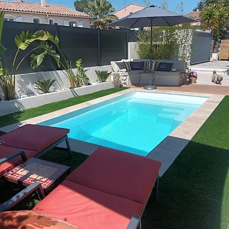 Jolie Petite Cote D'azur.