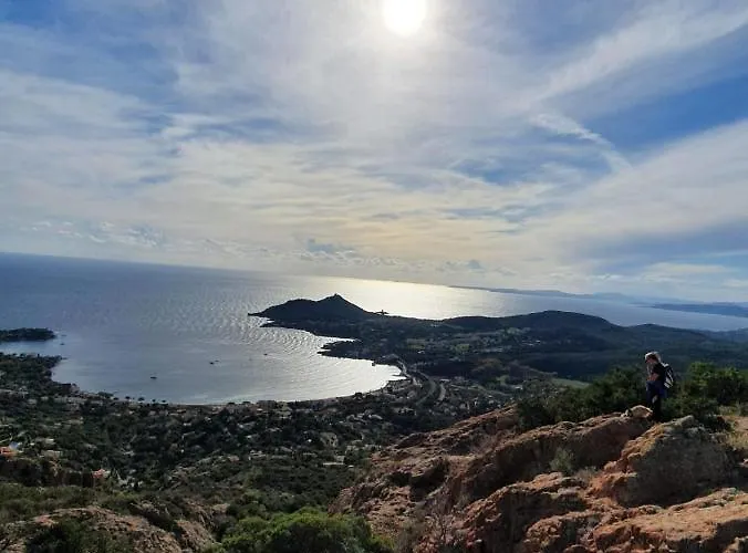 فندق مبيت وإفطار Jolie Lalou Cote D'azur 3*